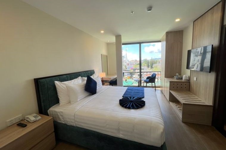 Queen Room City View